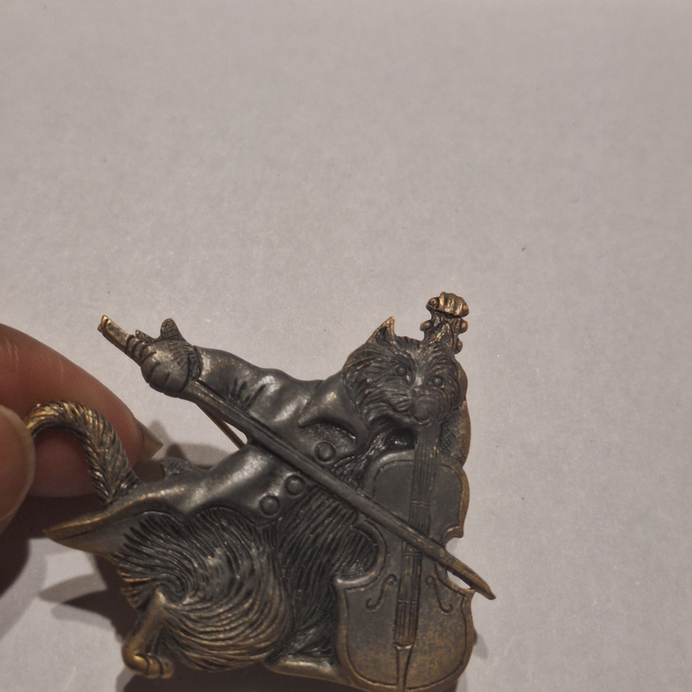 Vintage Cat Playing Cello Brooch - Metal Tone